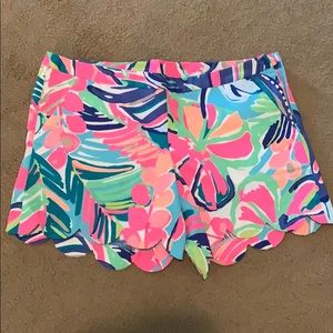 Lilly Pulitzer scalloped shorts